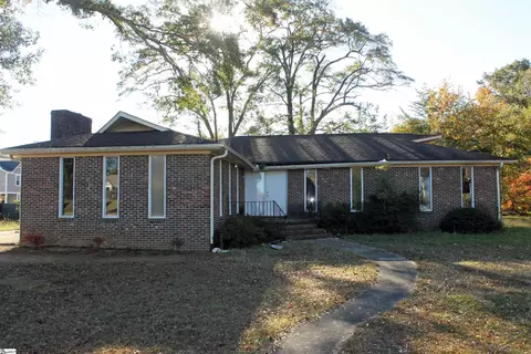 306 Berea Heights Rd, Greenville, SC 29617