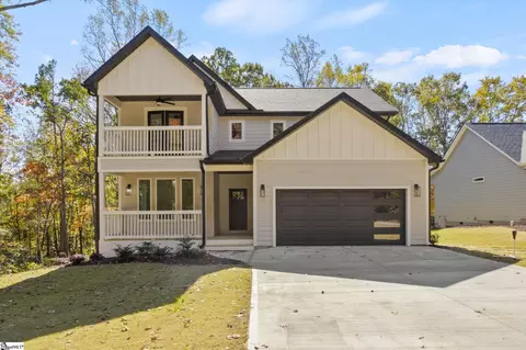 15 Fowler Rd, Taylors, SC 29687