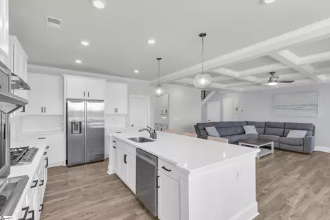 Kitchen - 150 Juniper Hill Dr, Easley, SC 29642 photo 3 of 3