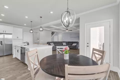 Dining - 150 Juniper Hill Dr, Easley, SC 29642 photo 3 of 3