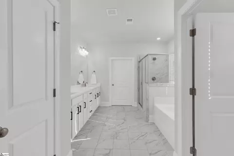 Entry Way - 150 Juniper Hill Dr, Easley, SC 29642 photo 3 of 6