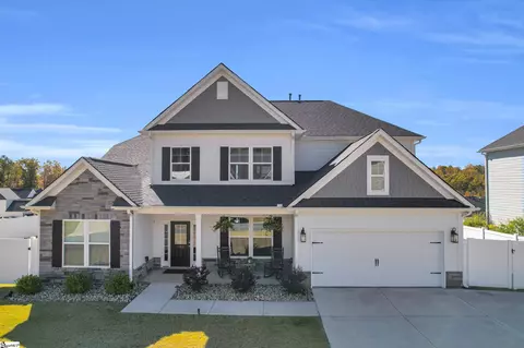 Exterior - 150 Juniper Hill Dr, Easley, SC 29642 photo 7 of 8