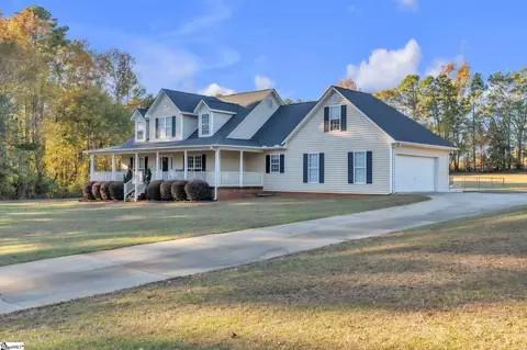 Exterior - 113 Waterbury Way, Pendleton, SC 29670 photo 2 of 8