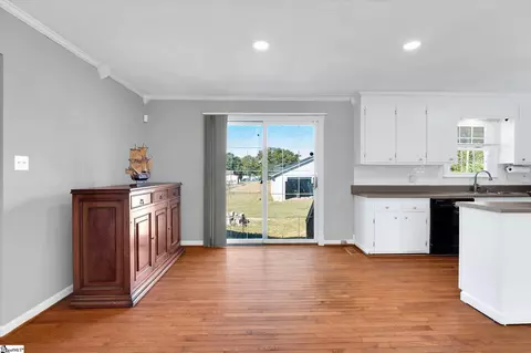 109 Carson Dr, Starr, SC 29684 photo 6