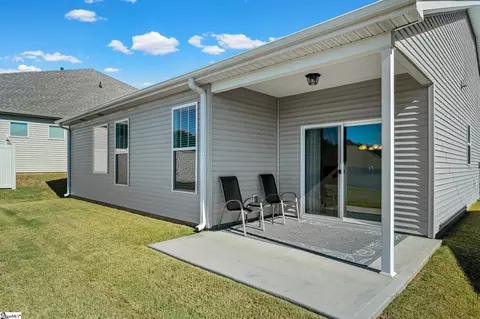 Exterior - 829 Judah Dr, Moore, SC 29369 photo 3 of 5