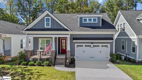 28 Herty Dr, Travelers Rest, SC 29690