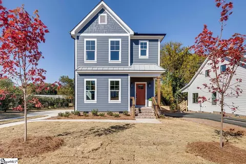 33 Endel St, Greenville, SC 29611
