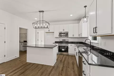Kitchen - 207 Timberlane Rd, Greer, SC 29651 photo 1 of 2
