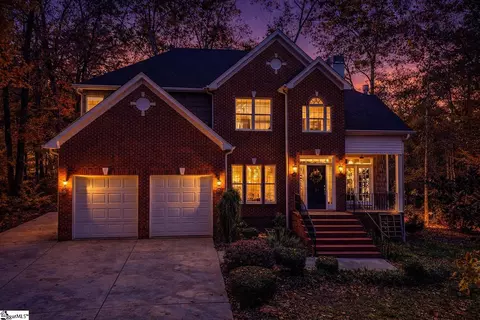 104 Ginkgo Ct, Easley, SC 29642