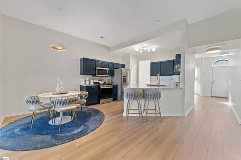 Dining - 5 Renforth Rd, Simpsonville, SC 29681 photo 1 of 5
