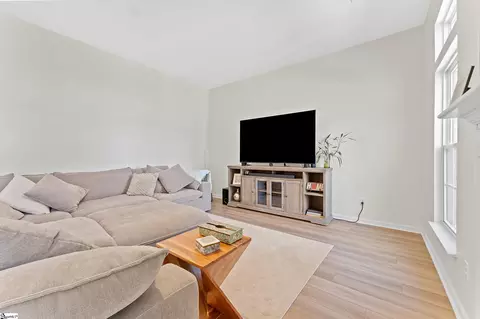 Living - 5 Renforth Rd, Simpsonville, SC 29681 photo 1 of 1