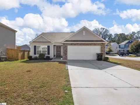 149 Poplarville Dr, Piedmont, SC 29673