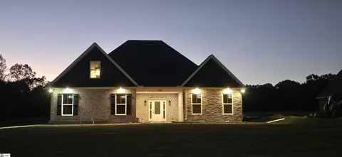 760 Ruby Golightly Dr, Inman, SC 29349