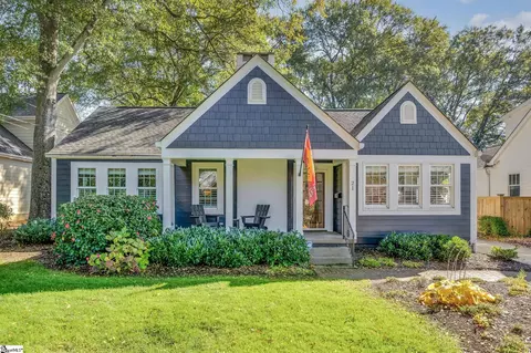 21 Phillips Ln, Greenville, SC 29605