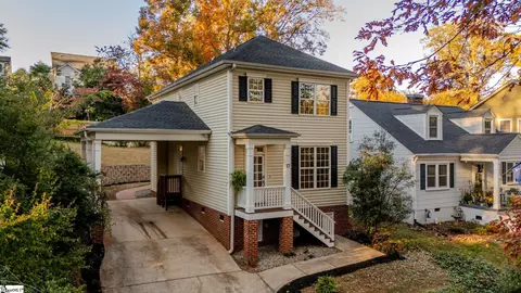 17 Sylvan Dr, Greenville, SC 29605