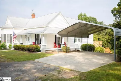 136 Harbert Park Cir, Westminster, SC 29693