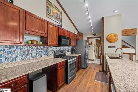 156 Overlook Dr, Pickens, SC 29671 photo 13