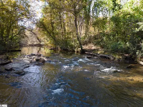 3 Table Rock Rd, Cleveland, SC 29635