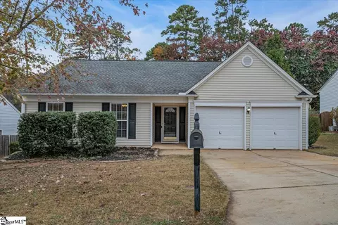 101 Valhalla Ln, Simpsonville, SC 29681