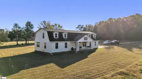46 Hawkins Dr, Donalds, SC 29638
