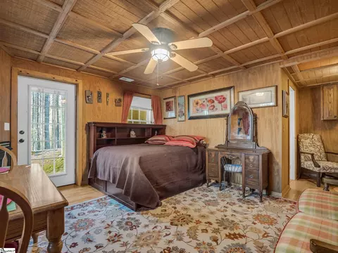 Bedroom - 940 Hugh Champion Rd, Tryon, NC 28782 photo 4 of 6