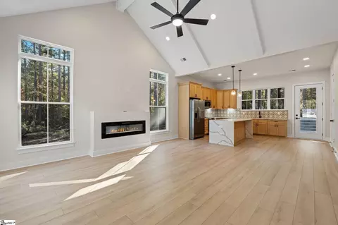 602 Dryden Dr, Westminster, SC 29693 photo 9