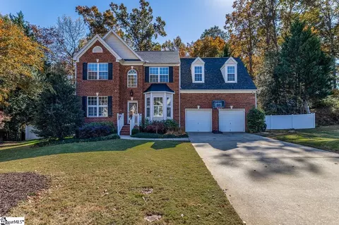 328 Whixley Ln, Greenville, SC 29607