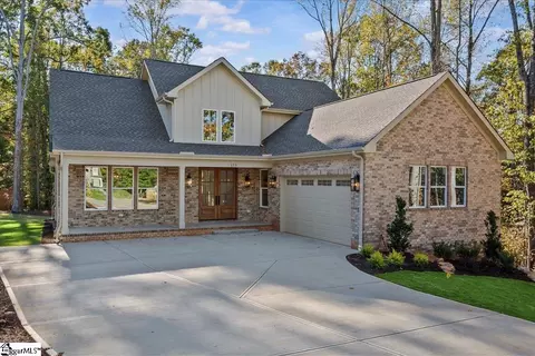 115 Ivy Woods Dr, Powdersville, SC 29642