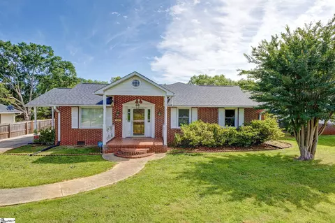 3 Plymouth Ave, Greenville, SC 29607