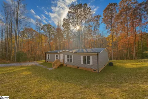 205 Leroy Dr, Liberty, SC 29657