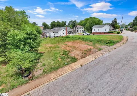 304 Sullivan St, Greenville, SC 29601