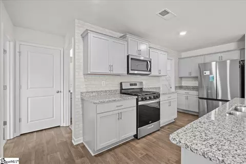 145 Bailing Dr, Easley, SC 29640 photo 7
