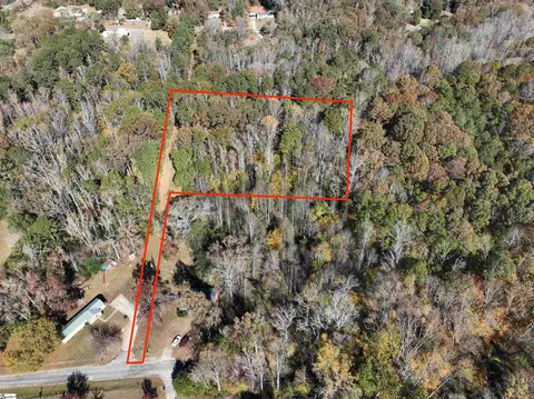 02 Patterson Dr, Laurens, SC 29630