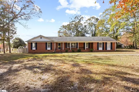1 Dellrose Cir, Taylors, SC 29687