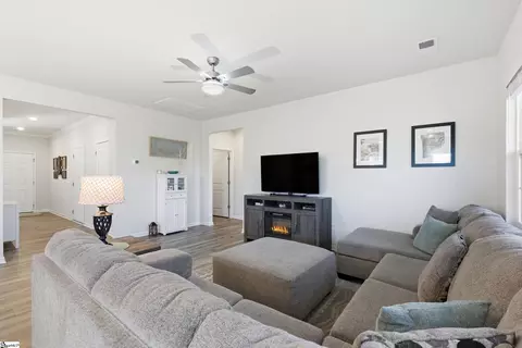 360 Sliding Rock Dr, Pendleton, SC 29670 photo 5