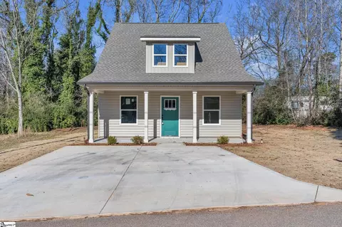 108 Oak St, Belton, SC 29627