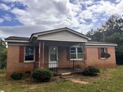 288 Hooker Ave, Laurens, SC 29360