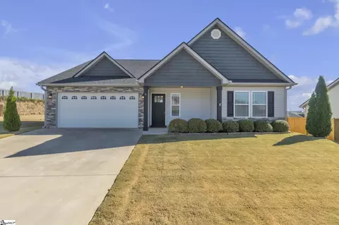 4 Orchard Crest Ct, Greer, SC 29651