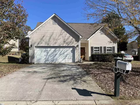 214 Rachel Evans Dr, Boiling Springs, SC 29316