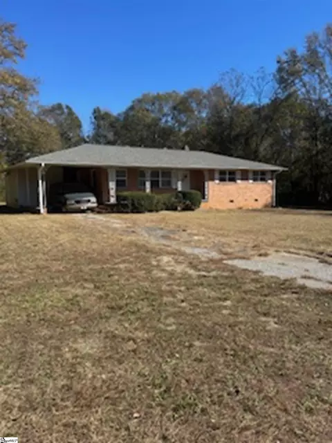 2288 Cannon Bottom Rd, Belton, SC 29627