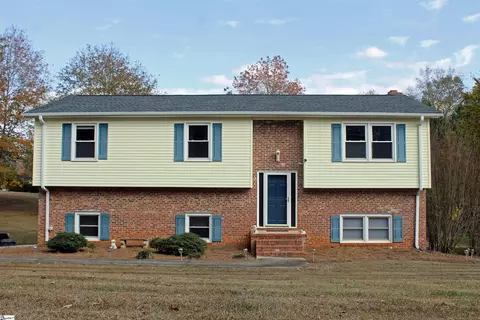 316 Antioch Rd, Easley, SC 29640