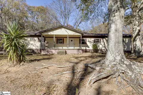 848 Black Snake Rd, Easley, SC 29640