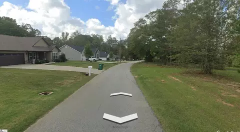 116 Hatchett Rd, Roebuck, NC 29376