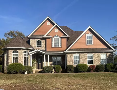 329 Shoreview Dr, Chesnee, SC 29323