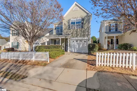 303 Pemaquid Ct, Simpsonville, SC 29681