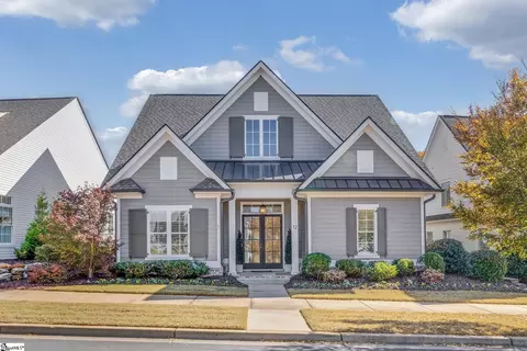 12 Norlin Dr, Greenville, SC 29607
