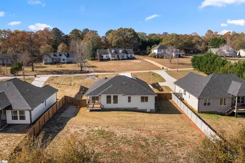 View/Area - 204 Tot Howell Rd, Greer, SC 29651 photo 2 of 3