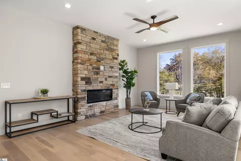 Living - 204 Tot Howell Rd, Greer, SC 29651 photo 3 of 3