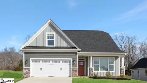 567 Winstone Trl, Woodruff, SC 29388