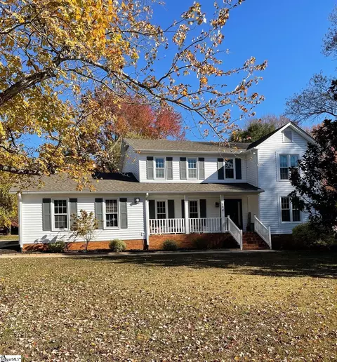 104 Middle Rd, Greenville, SC 29607
